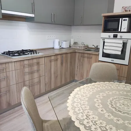 Shine 2 Apartment